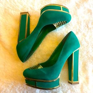 Green/Gold heels